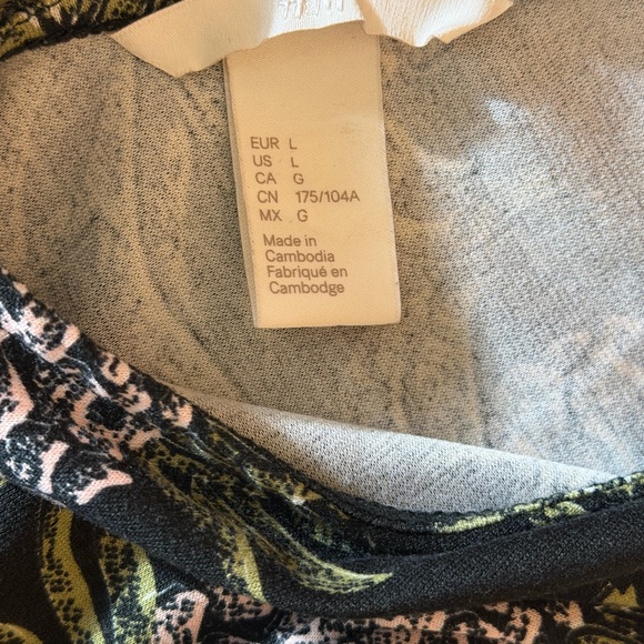 H&M Black Sleeveless Floral Skater Dress V Neck Pinecone Print Women’s L - Picture 4 of 7